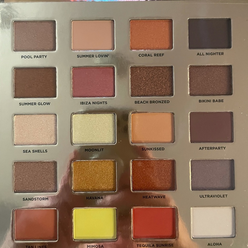 NIB! Eyeshadow Palette by ICONIC